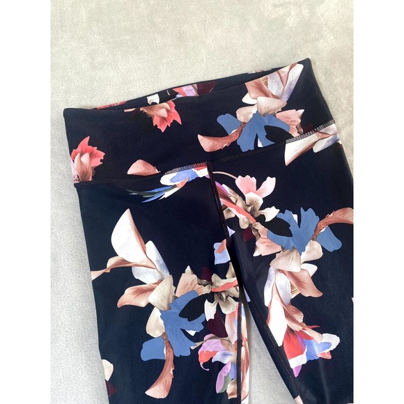 Athleta Pants - Athleta Leggings Womens Medium Black Floral High Waisted Pull On Athleisure Yoga